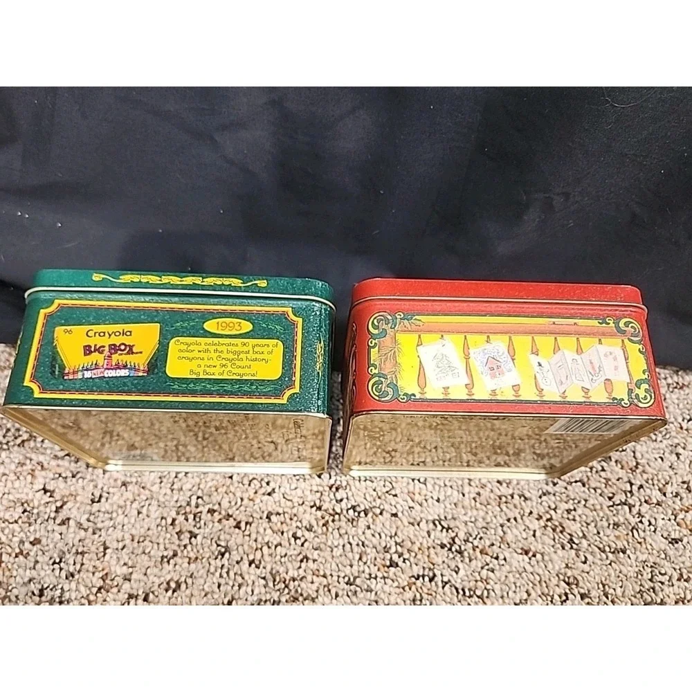 Lot‎ Of 2 Crayola Tins. Vintage 1992 &1993